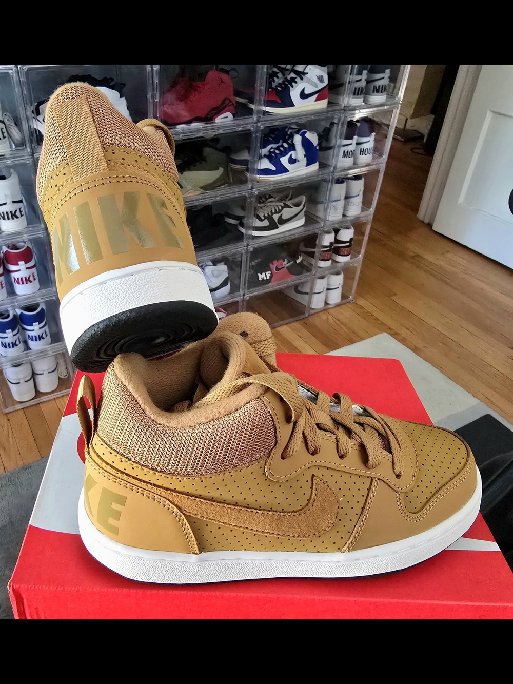 (Grade School Sizes) - Nike Court Borough Mid Wheat (Brand New) - Picture 6 of 16